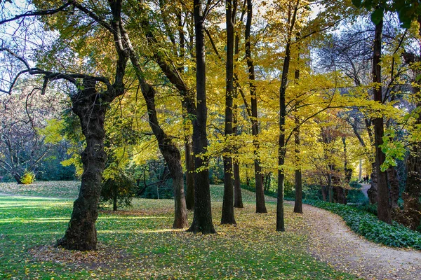 Jardim Capricho Parque Público Madrid Espanha — Fotografia de Stock