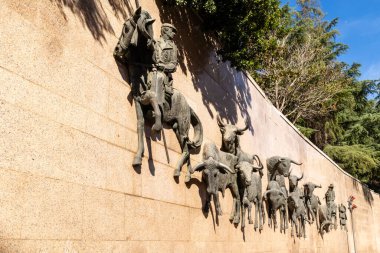 Madrid, İspanya - 18 Ağustos 2023: Las Ventas Bullring, İspanya 'nın Madrid kentindeki Guindalera semtinde bulunan bir Fas tarzı bina..