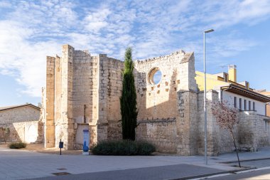 Peafiel, İspanya - 12 Ekim 2023 Peafiel, Valladolid, İspanya 'daki tarihi merkez binalarının detayları