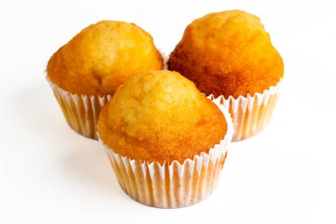 Kahvaltıda limonlu kek hazır.