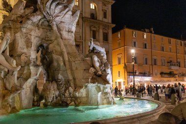 Roma, İtalya - 09 Nisan 2024: Roma 'daki Navona Meydanı' nın ayrıntıları, Roma, İtalya 'da turistlerin gezdiği