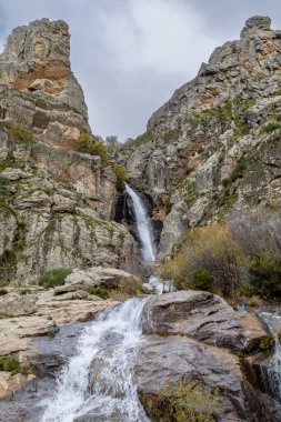 Chorrera de los Litueros Şelalesi, Sierra de Guadarrama Doğal Parkı, Madrid, İspanya