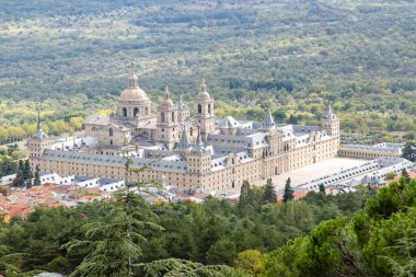 El Escorial Manastırı 'nın Abantos Dağı' ndan görünüşü