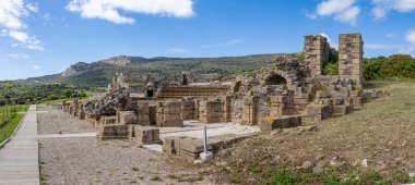 Antik Roma kenti Baelo Claudia Bolonia körfezi, Cadiz, Endülüs, İspanya 'da yer almaktadır.