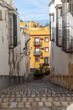 Sanlucar de Barrameda, İspanya - 17 Nisan 2025: Sanlucar de Barrameda, Endülüs, İspanya Yazın güneşli bir gününde