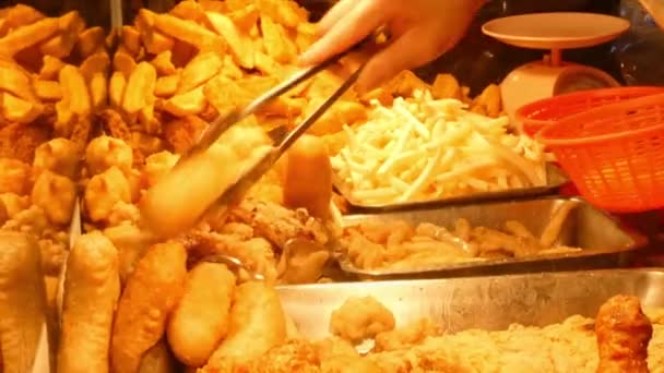 Deep Fried Unhealthy Food East Asian Night Markets Resolution — Stock Video
