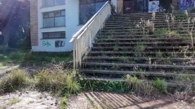 İspanya 'nın kuzeyinde terk edilmiş bir şehir.