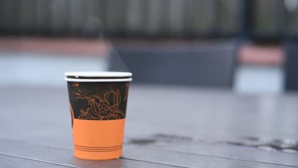 Paper Cup Coffee Wooden Table Street — Stock Video