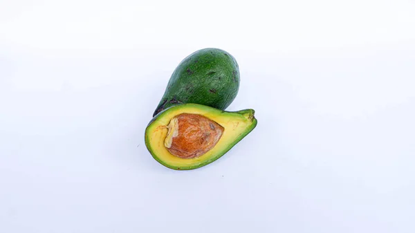 Πράσινα Φρούτα Αβοκάντο Που Έχουν Χωριστεί Και Είναι Ώριμα Περιέχει — Φωτογραφία Αρχείου