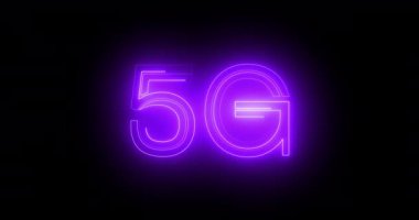 4K 5G neon arkaplan metni siyah arkaplan üzerinde hareket eden animasyon, kablosuz geniş bant bağlantıları ile küresel ağ ve dijital gelecek kavramı. Bulut hesaplama, kodlama ve programlama için ikili bg.