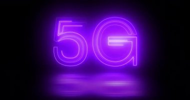 4K 5G neon arkaplan metni siyah arkaplan üzerinde hareket eden animasyon, kablosuz geniş bant bağlantıları ile küresel ağ ve dijital gelecek kavramı. Bulut hesaplama, kodlama ve programlama için ikili bg.