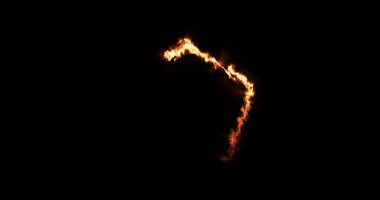 Bir beşgenin sınırında hareket eden izlenebilir neon ışığı. Parlayan Pentagon noen çizgileri çerçevesiz animasyon disko partisi gece kulübü tabelası. Neon elmas retro stili floresan tüp lazer ışıklı bg