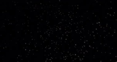 4K incelikli toz parçacığı arka planı gerçekçi ışık toz efektini siyahla kaplar. Hava küçük toz bulutunu örtüyor. Uçan gerçek gibi parıldayan parçacıklar. Peri fantazisi şeffaf atmosfer..