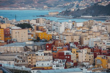 Afrika 'nın kuzeyindeki İspanyol şehri Ceuta' nın Downton 'ına yakından bakın. Yüksek kalite fotoğraf