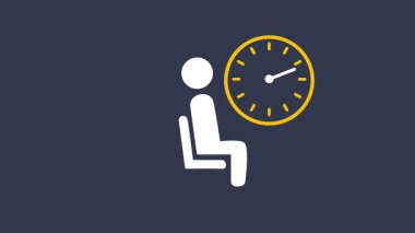 Saatin yanında oturan kişi, bekleme zamanını ya da ulaşım ya da hizmet ortamında planlanmış kalkışı sembolize eder