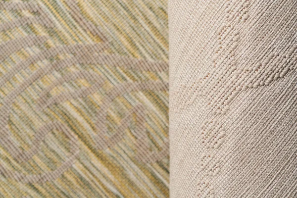 Vorder Und Rückseite Des Mehrfarbigen Teppichs Mit Geprägtem Muster Das — Stockfoto