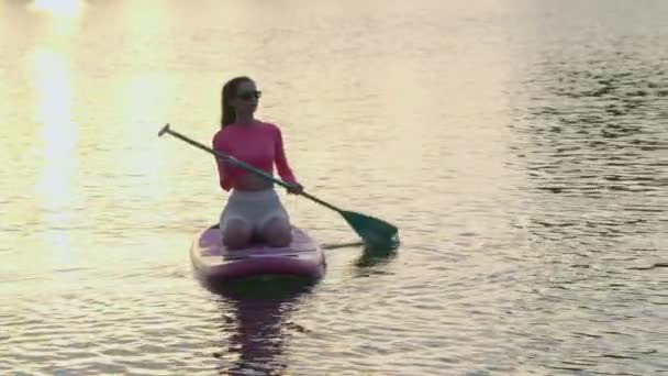 Healthy Fit Woman Floating Sup Board Long Paddle Hands Caucasian — Stock Video