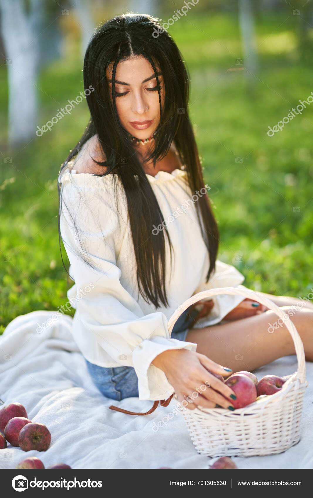 https://st5.depositphotos.com/7319880/70130/i/1600/depositphotos_701305630-stock-photo-beautiful-young-female-long-hair.jpg