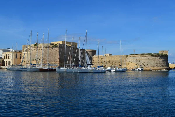 Panorama Para Centro Histórico Porto Galípoli Com Barcos Navios — Fotografia de Stock