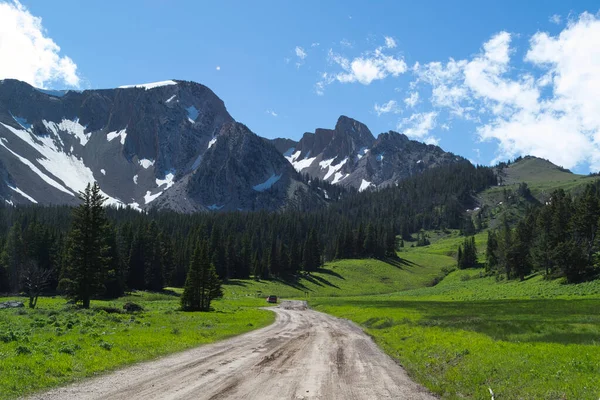 Camino Que Conduce Las Montañas Bridger — Foto de Stock