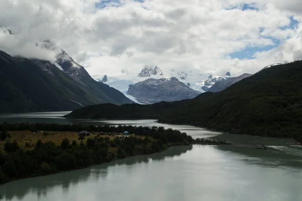 River Leading Lake Dickson Chile — Stock Photo, Image