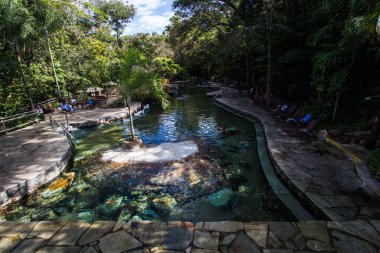 Brezilyalılar 2019 Ocak 'ında Rio Quente' de su parkında eğleniyorlar.