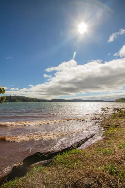 Güzel ve Büyük Brezilya Gölü