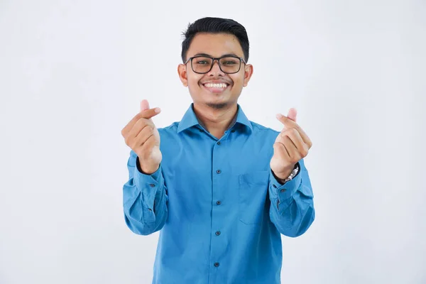 Uśmiechnięty Lub Szczęśliwy Azjatycki Biznesmen Okularach Pokazujących Gesty Serca Kształt — Zdjęcie stockowe