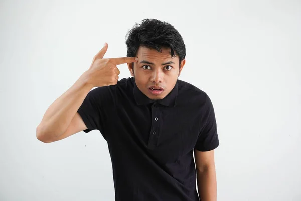 Joven Asiático Hombre Posando Sobre Blanco Telón Fondo Mostrando Gesto — Foto de Stock