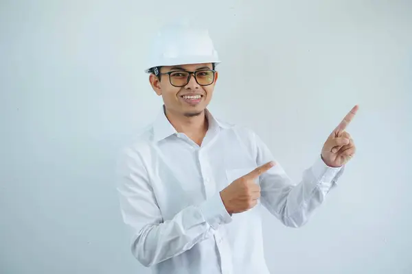 Jovem Asiático Arquiteto Homem Vestindo Branco Chapéu Duro Capacete Segurança — Fotografia de Stock