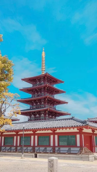 Japonya 'daki tapınak mimarisi.
