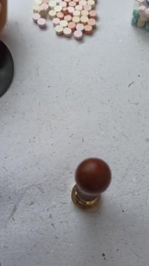 Balmumu para yapma süreci boncuk ve balmumu pulu