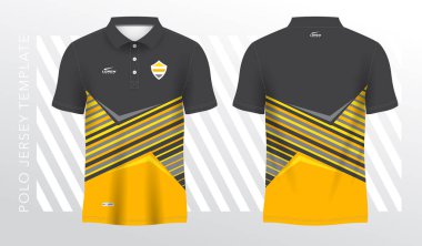 Sarı ve siyah polo spor tişörtü.