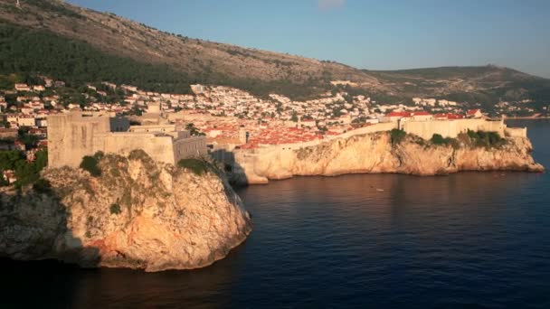 Vista Aérea Del Casco Antiguo Dubrovnik Atardecer Croacia Patrimonio Humanidad — Vídeos de Stock