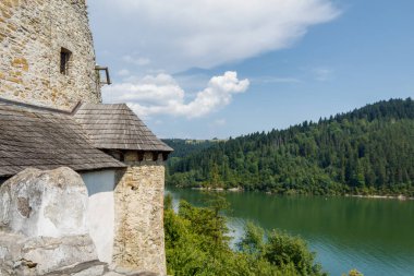 Niedzica, Polonya 'daki şato.