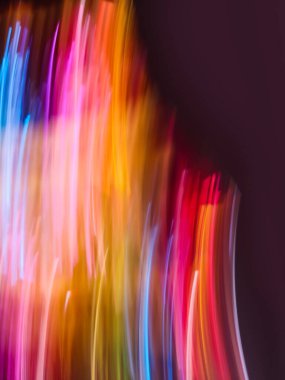 Canlı sızıntı efektini yansıt. Renkli tasarım üzerinde gökkuşağı merceği optik parlaklığı. Işık çukur dokusu sızdırır