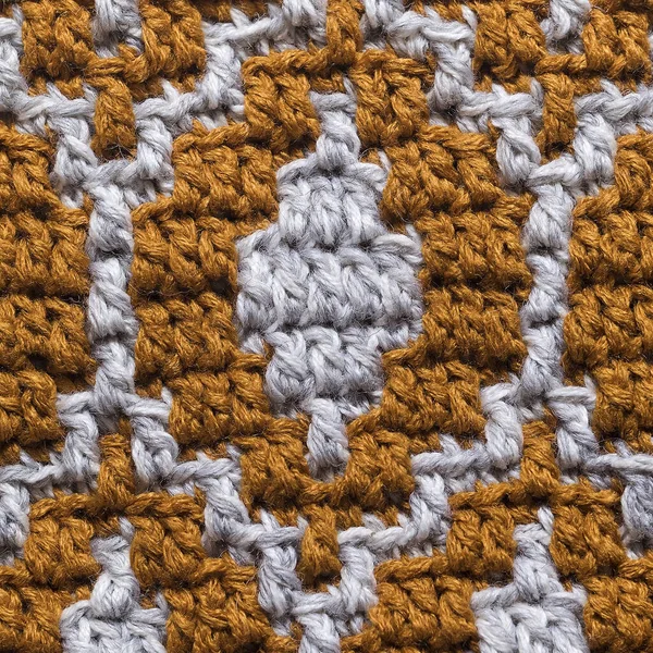 黄色の灰色のかぎ針編みのモザイクパターンを閉じます 手編みの風合い — ストック写真