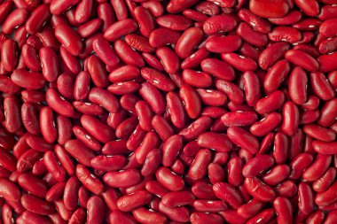 Kırmızı böbrek fasulyesi kapanıyor. Yemek arkaplanı. Üst görünüm.