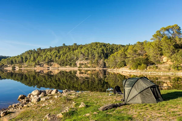 Stock image Scenic view of fishing camp tent at lake in Provence south of France in autumn daylight