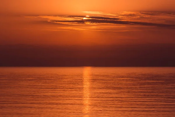 Landschappelijk Uitzicht Van Perfecte Zomer Oranje Zonsondergang Boven Middellandse Zee — Stockfoto