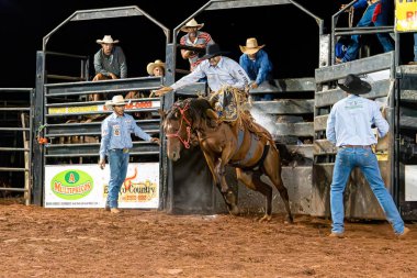 Itaja, Goias, Brezilya - 04 22 2023: cutiano adı verilen rodeo etkinliği