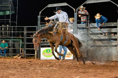 Itaja, Goias, Brezilya - 04 22 2023: cutiano adı verilen rodeo etkinliği