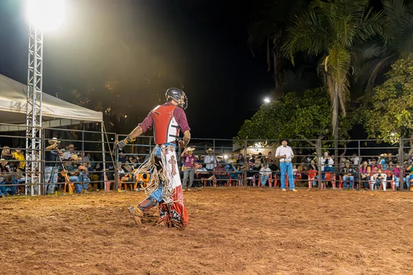 Itaja Goias Brasil 2023 Rodeo Rider Standing Arena Bull Riding — Foto de Stock
