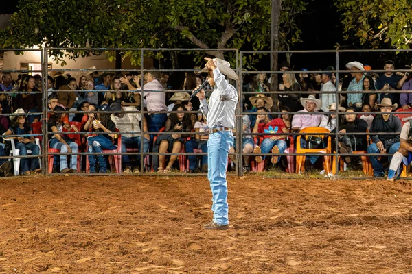 Itaja Goiás Brasil 2023 Pessoa Evento Equitação Uma Arena Rodeio — Fotografia de Stock
