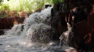 Cassilandia, Mato Grosso do Sul, Brezilya - 01 26 2024 Portekizce imzalayın Kurallara uyun Salto 'daki kazalardan biz sorumlu değiliz