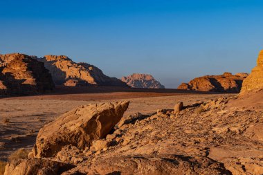 Vadi rom çölünün güzel manzarası, Jordan.