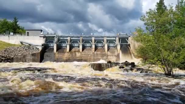 Wisconsin Marinette County Deki High Falls Fruwage Barajı Nda Şiddetli — Stok video