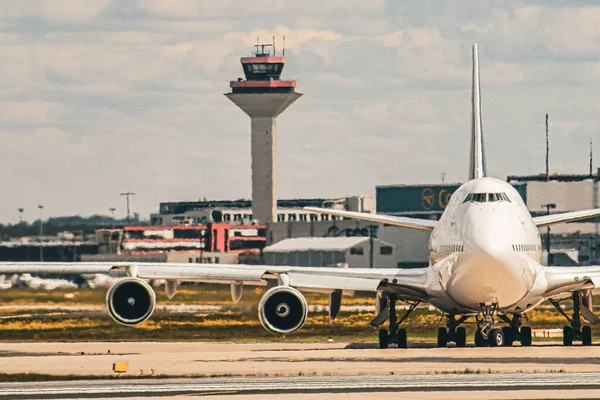 Flughafenterminal Auf Dem Flugplatz Des Internationalen Fluges — Stockfoto