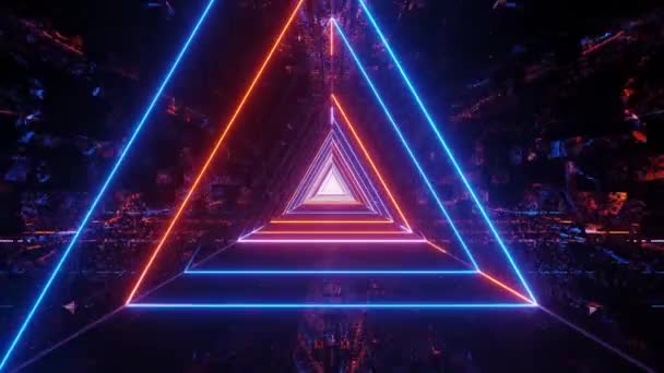 Létání Zářícími Neonovými Trojúhelníky Vytváří Tunel Grunge Odrazem — Stock video