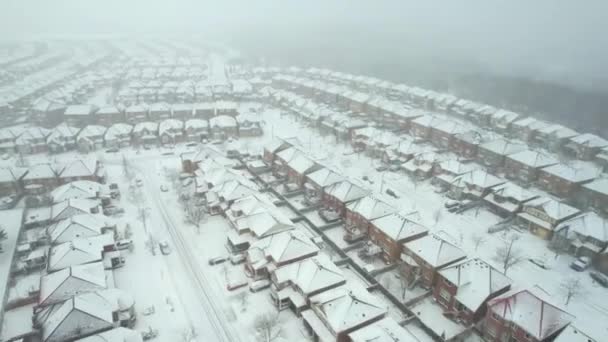 Vista Aérea Carreteras Casas Paisaje Invierno Tormenta Nieve Severa Invierno — Vídeos de Stock